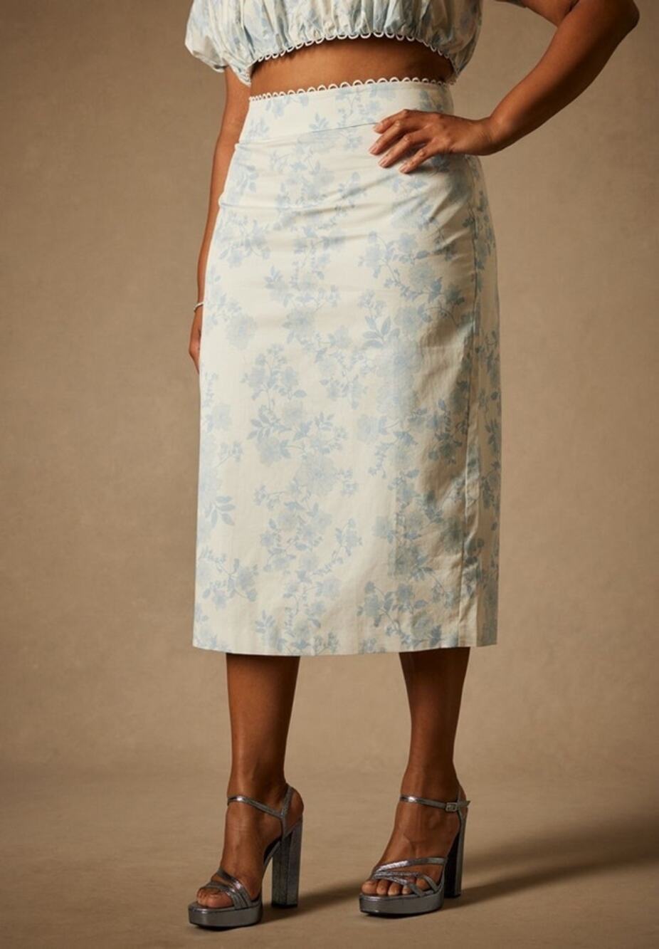 NWT Eloquii White Blue Floral Maxi SKirt Plus Size 16 Bridal Romantic Whimsy